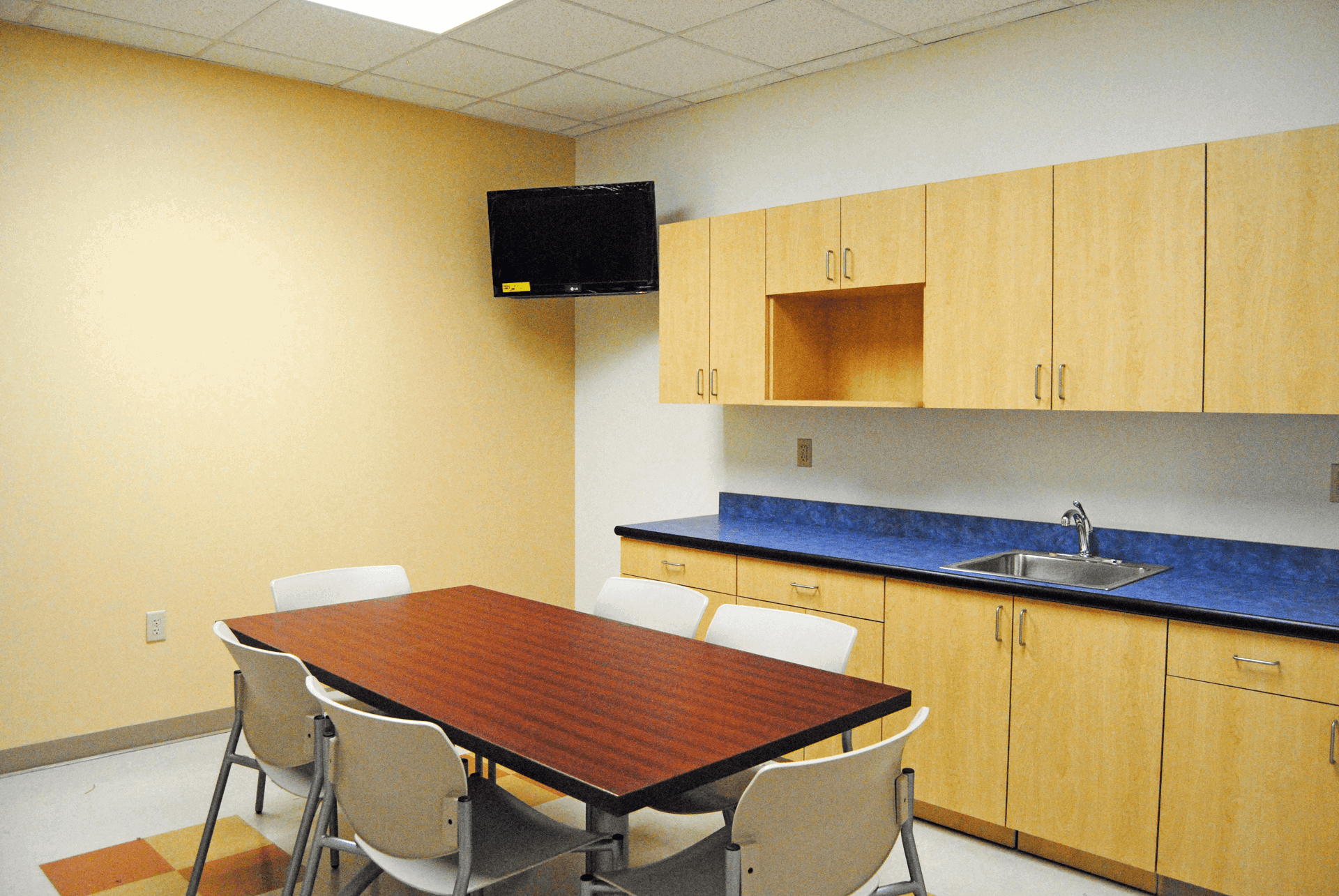 Adi Construction Our Work Davita Dialysis Clinic Oxon Hill Md 2499